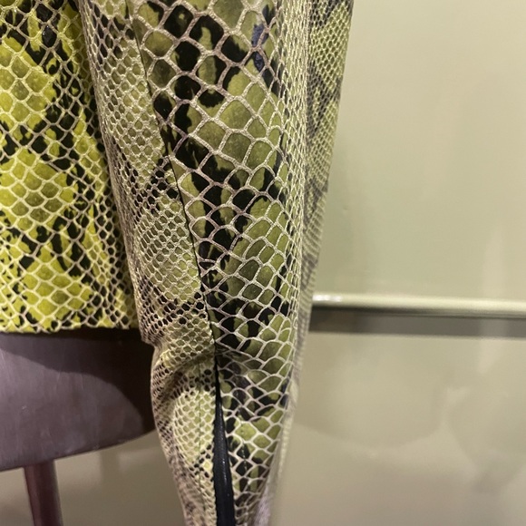 Vera Pelle Women jacket atialan leather green Snake Print Jacket M - Picture 4 of 5